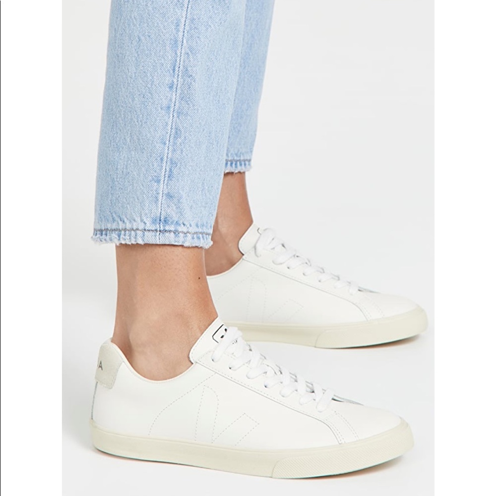 Brand New Veja Esplar Low Sneakers Extra White Size 7m NO BOX